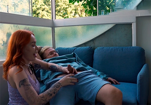 Эта мачеха умеет делать минет во сне